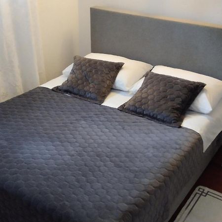 Old Town Lux Apartment บัชกา ภายนอก รูปภาพ