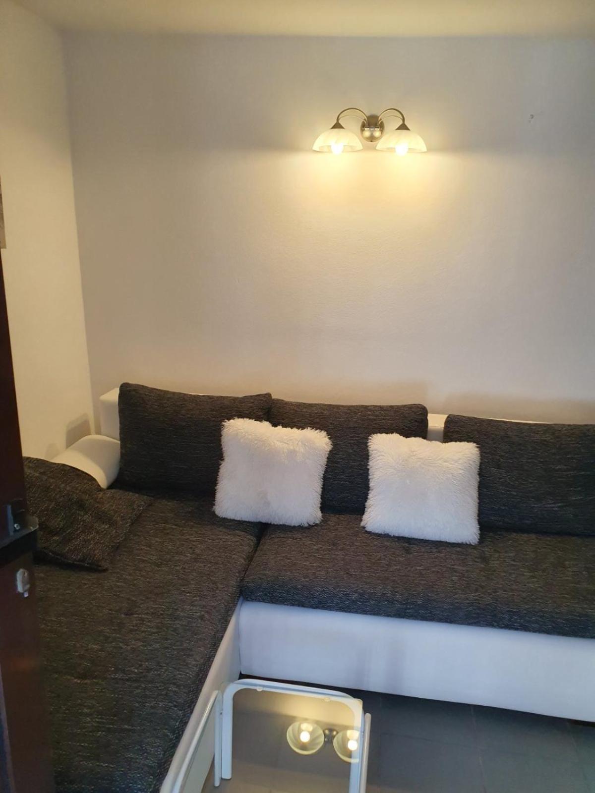 Old Town Lux Apartment บัชกา ภายนอก รูปภาพ