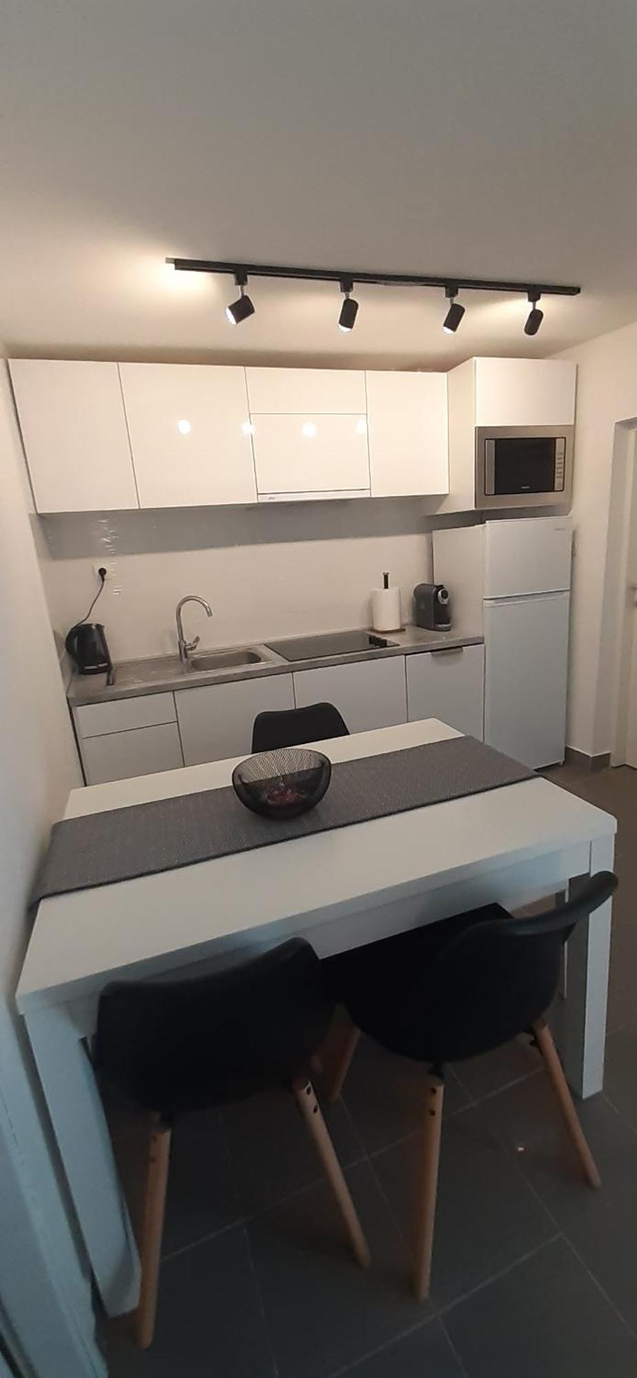 Old Town Lux Apartment บัชกา ภายนอก รูปภาพ